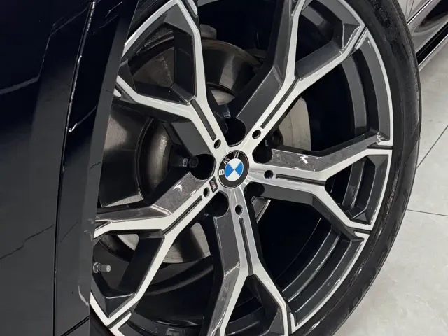 BMW X5 — Фото автомобиля 11
