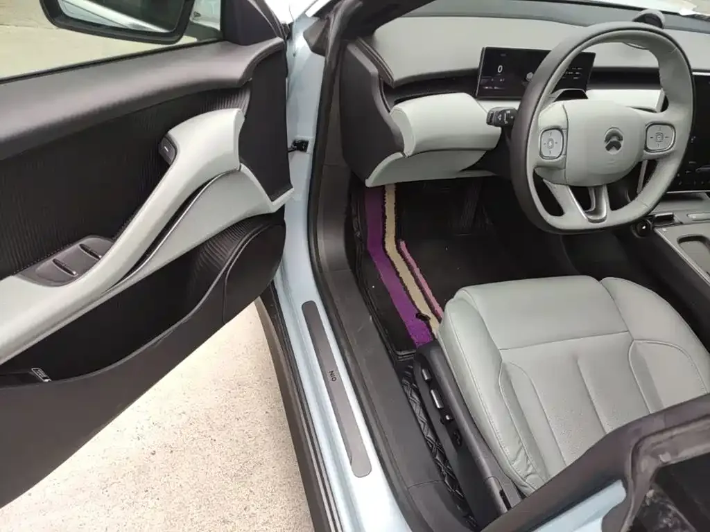 NIO NIO ET5 2022 75kWh — Фото автомобиля 15