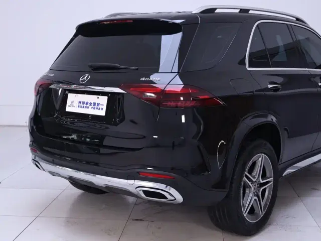 Mercedes-Benz GLE-Class — Фото автомобиля 8