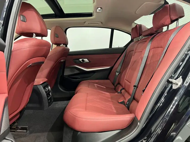 BMW 3 Series — Фото автомобиля 18