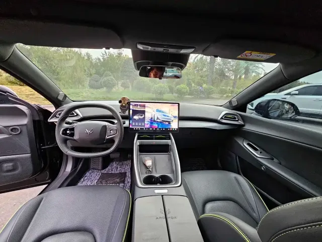Arcfox Alpha S5 — Фото автомобиля 5