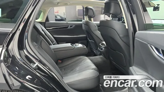 Genesis G80 Бензин 3.5 турбо AWD — Фото автомобиля 5
