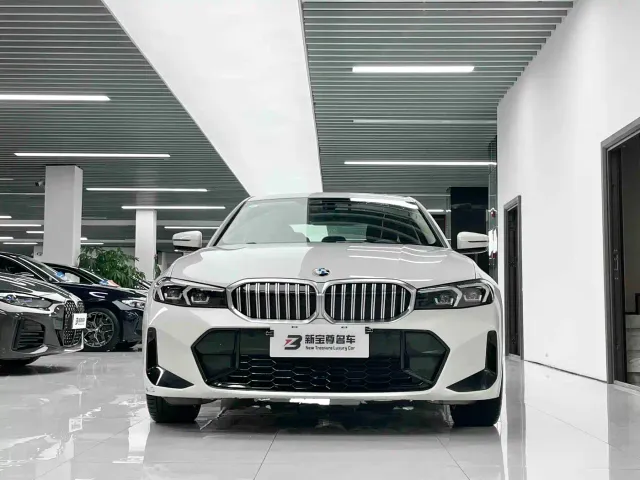 BMW BMW 3 Series 2024 320Li M Sport Package — Фото автомобиля 2