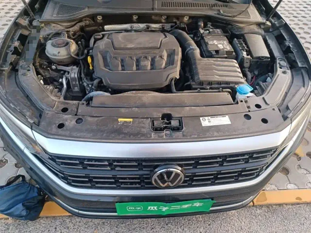 Volkswagen Passat — Фото автомобиля 16
