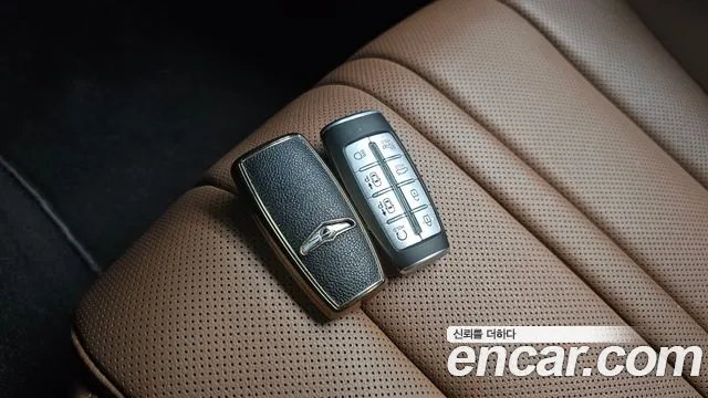 Genesis G80 Бензин 2.5 турбо AWD — Фото автомобиля 21