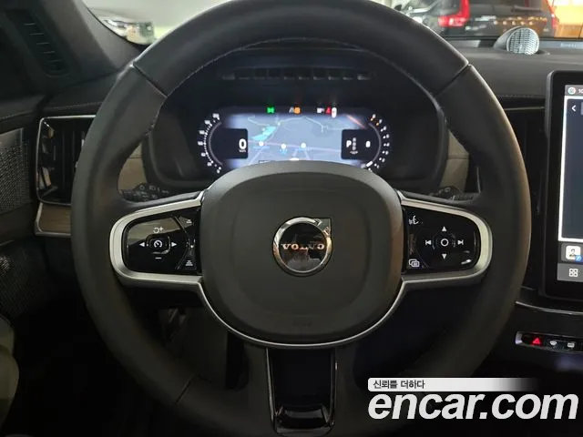Volvo XC90 Generation 2 — Фото автомобиля 12