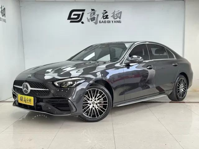 Фотография автомобиля — Mercedes-Benz C-Class