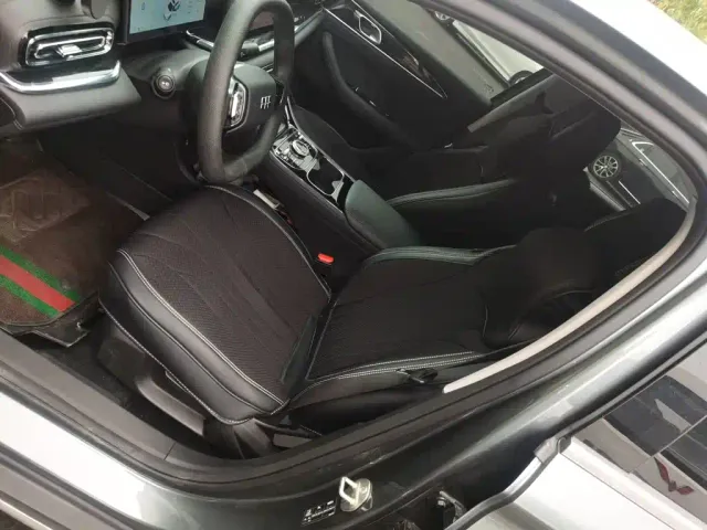 Geely Galaxy Stellar 6 — Фото автомобиля 11