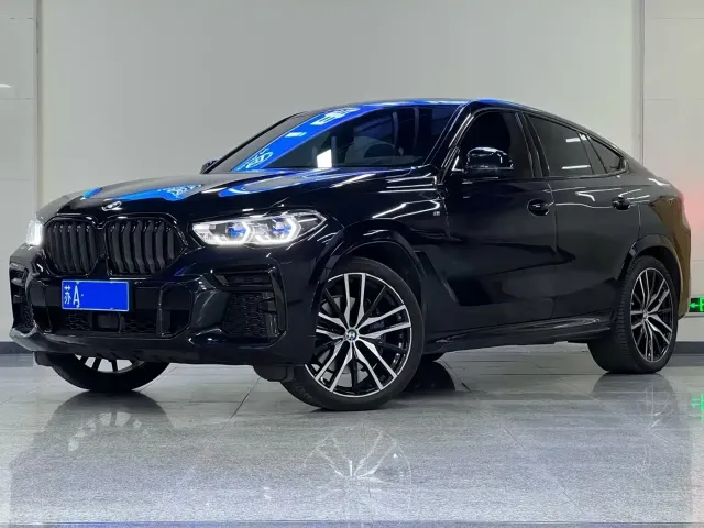 Фотография автомобиля — BMW X6