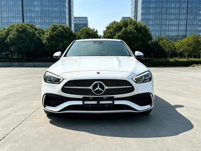 Mercedes-Benz C-Class — Фото автомобиля 2