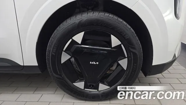 Kia Carnival — Фото автомобиля 6