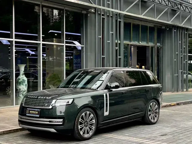Фотография автомобиля — Land Rover Range Rover
