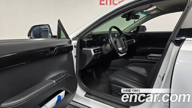 Hyundai Grandeur Grandeur (GN7) 3.5 Бензин 4WD — Фото автомобиля 10