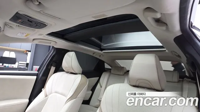 Toyota Crown — Фото автомобиля 27
