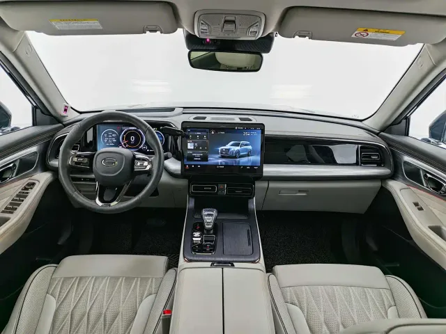 GAC Trumpchi GS8 — Фото автомобиля 18