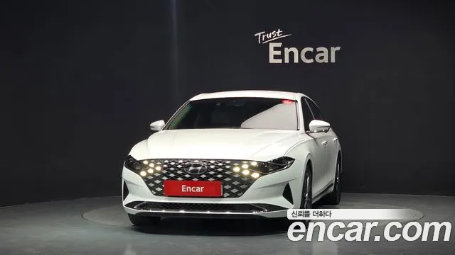 Hyundai Grandeur Новый Grandeur IG — Фото автомобиля 3