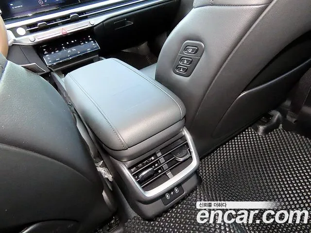 Hyundai Grandeur GN7 — Фото автомобиля 17