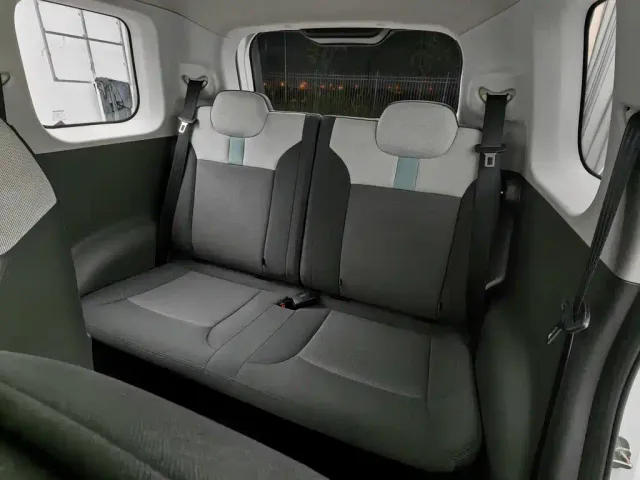 Changan Lumin — Фото автомобиля 15
