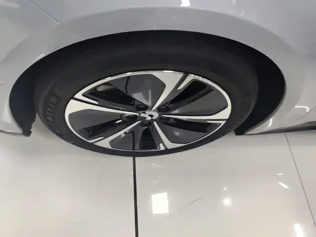 Nio ET5 Touring — Фото автомобиля 22