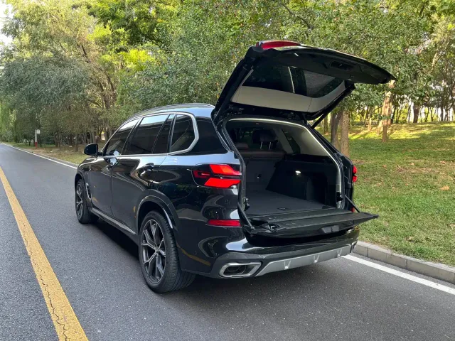 BMW X5 — Фото автомобиля 14