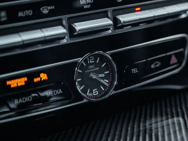 Mercedes-Benz G-Class — Фото автомобиля 19