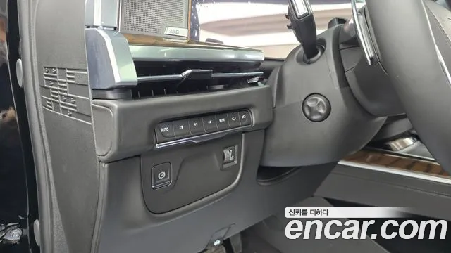 Cadillac Escalade Escalade 5 поколение — Фото автомобиля 17