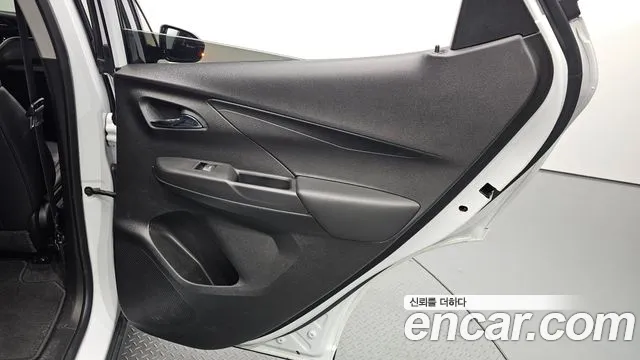 Chevrolet Bolt EV — Фото автомобиля 14