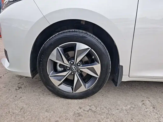 GAC Trumpchi M6 — Фото автомобиля 22