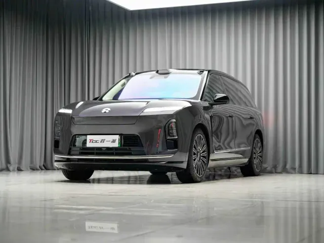 Nio ES8 — Фото автомобиля 2