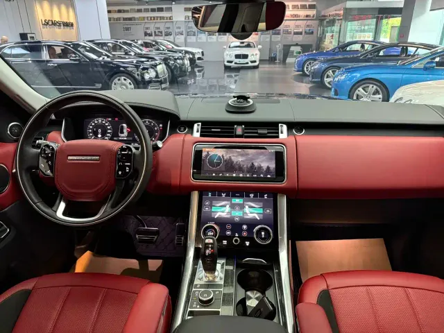 Land Rover Range Rover Sport — Фото автомобиля 8