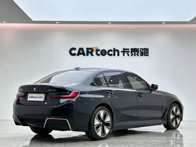 BMW i3 — Фото автомобиля 5