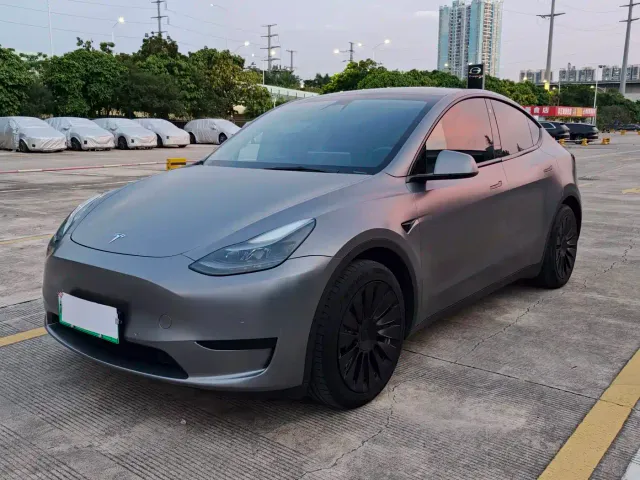 Фотография автомобиля — Tesla Model Y