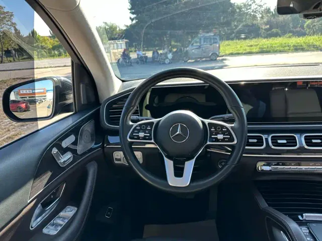 Mercedes-Benz GLE-Class — Фото автомобиля 20