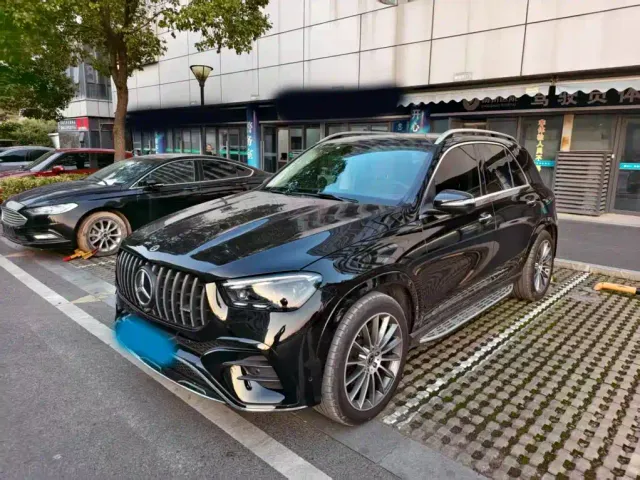 Фотография автомобиля — Mercedes-Benz GLE-Class