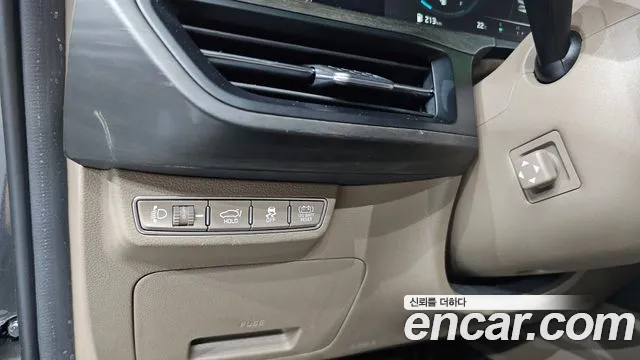 Kia K8 K8 Hybrid — Фото автомобиля 24