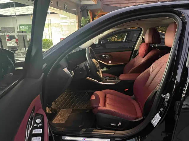 BMW 3 Series — Фото автомобиля 11