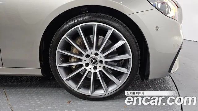Mercedes-Benz E-Class E-класс W213 E350 4MATIC Avantgarde — Фото автомобиля 19