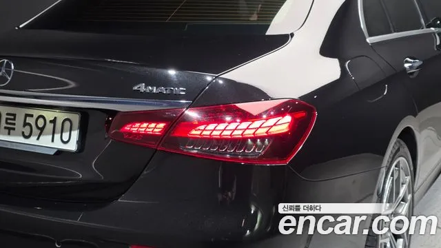 Mercedes-Benz E-Class W213 — Фото автомобиля 8