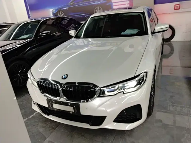 BMW 3 Series — Фото автомобиля 2