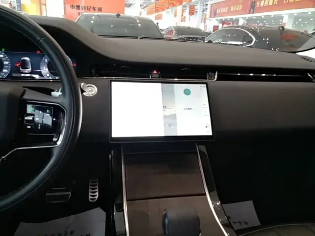 Land Rover Range Rover Evoque — Фото автомобиля 12