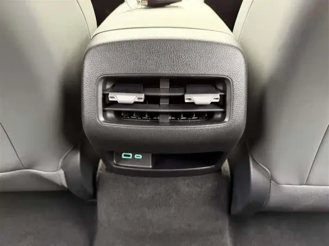 BYD Qin PLUS — Фото автомобиля 26