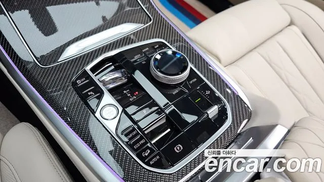 BMW X7 — Фото автомобиля 9