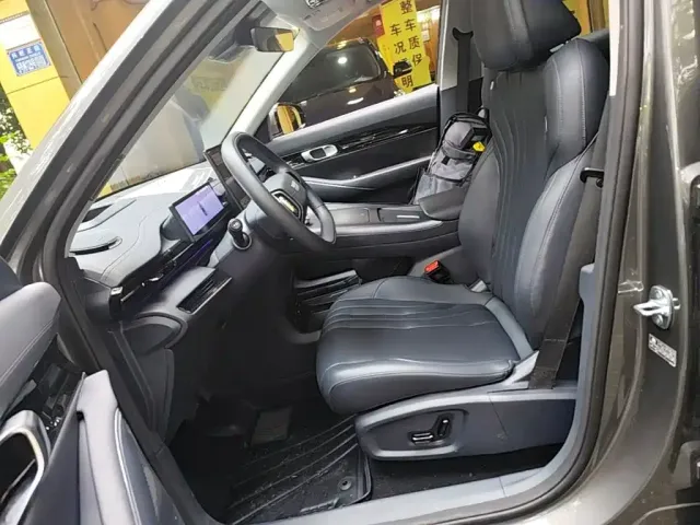 Geely Galaxy E5 — Фото автомобиля 14