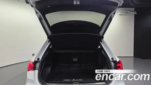 Audi Q3 35 TDI Premium — Фото автомобиля 20