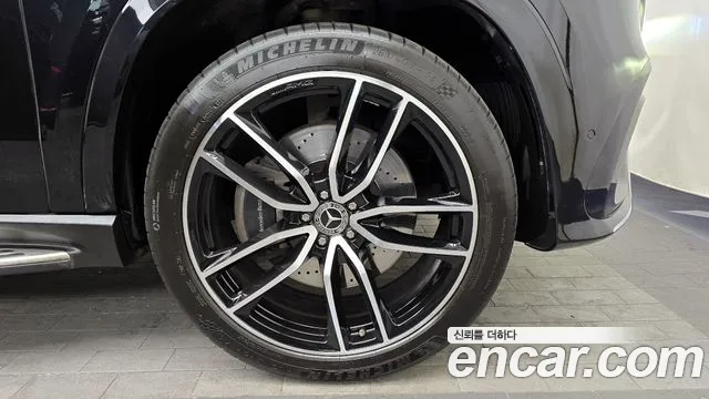 Mercedes-Benz GLS-Class — Фото автомобиля 5