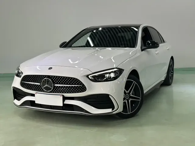 Mercedes-Benz C-Class — Фото автомобиля 4