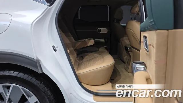 Genesis GV60 — Фото автомобиля 12
