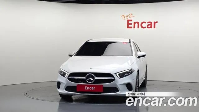 Mercedes-Benz A-Class W177 — Фото автомобиля 3