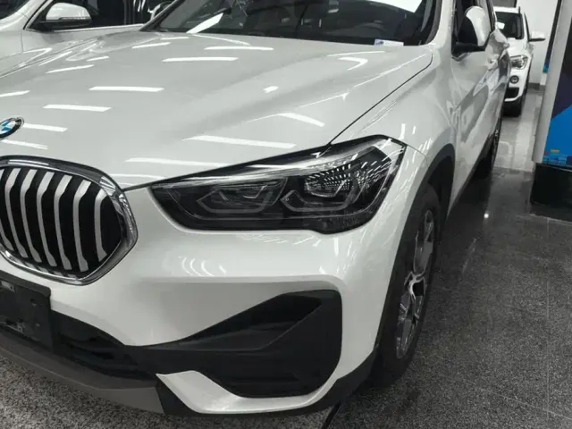 BMW X1 — Фото автомобиля 5