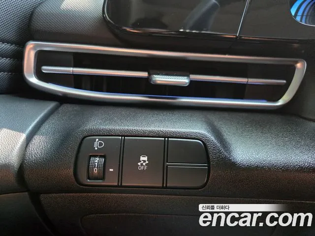Hyundai AVANTE — Фото автомобиля 18